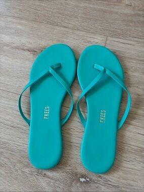 TKEES Women's Teal Slim-Strap Flip Flop Sandals